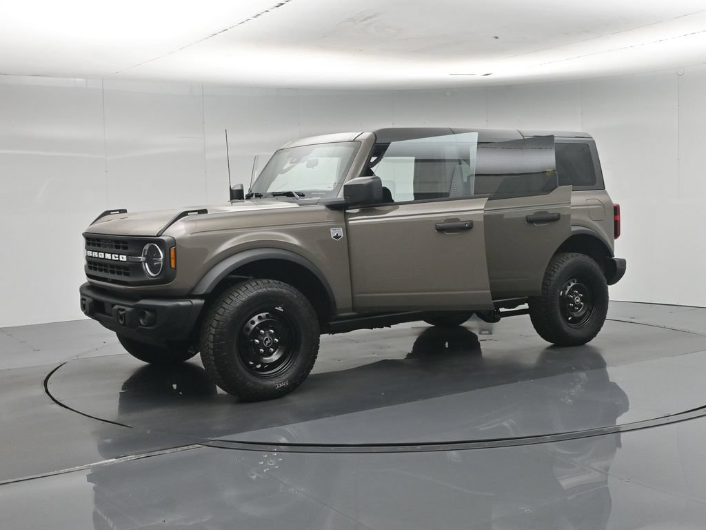 New 2026 Ford Bronco Big Bend w/ Black Diamond Package AWD/4WD image 5