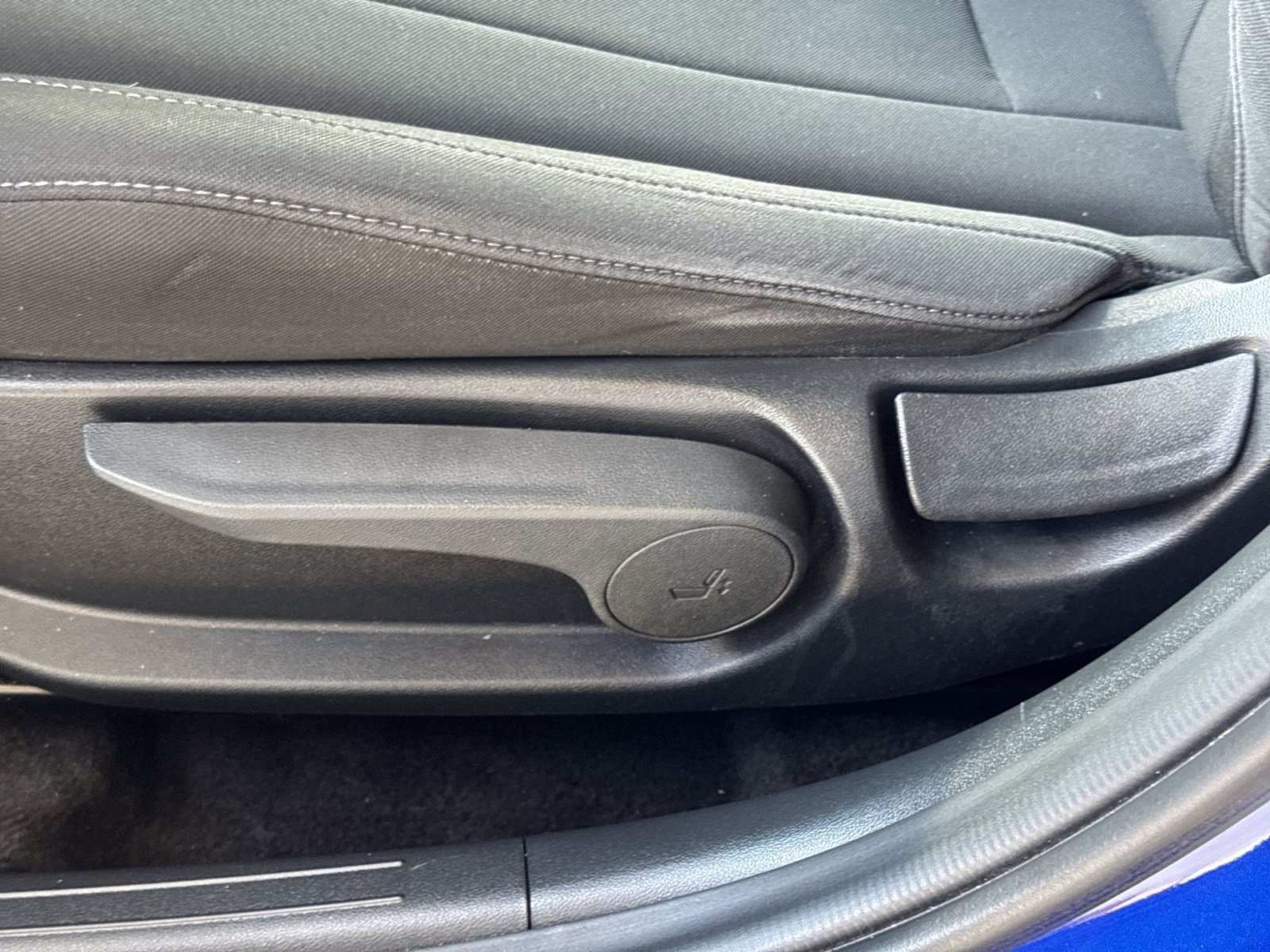 Used 2024 Hyundai Elantra SEL w/ Convenience Package FWD image 14