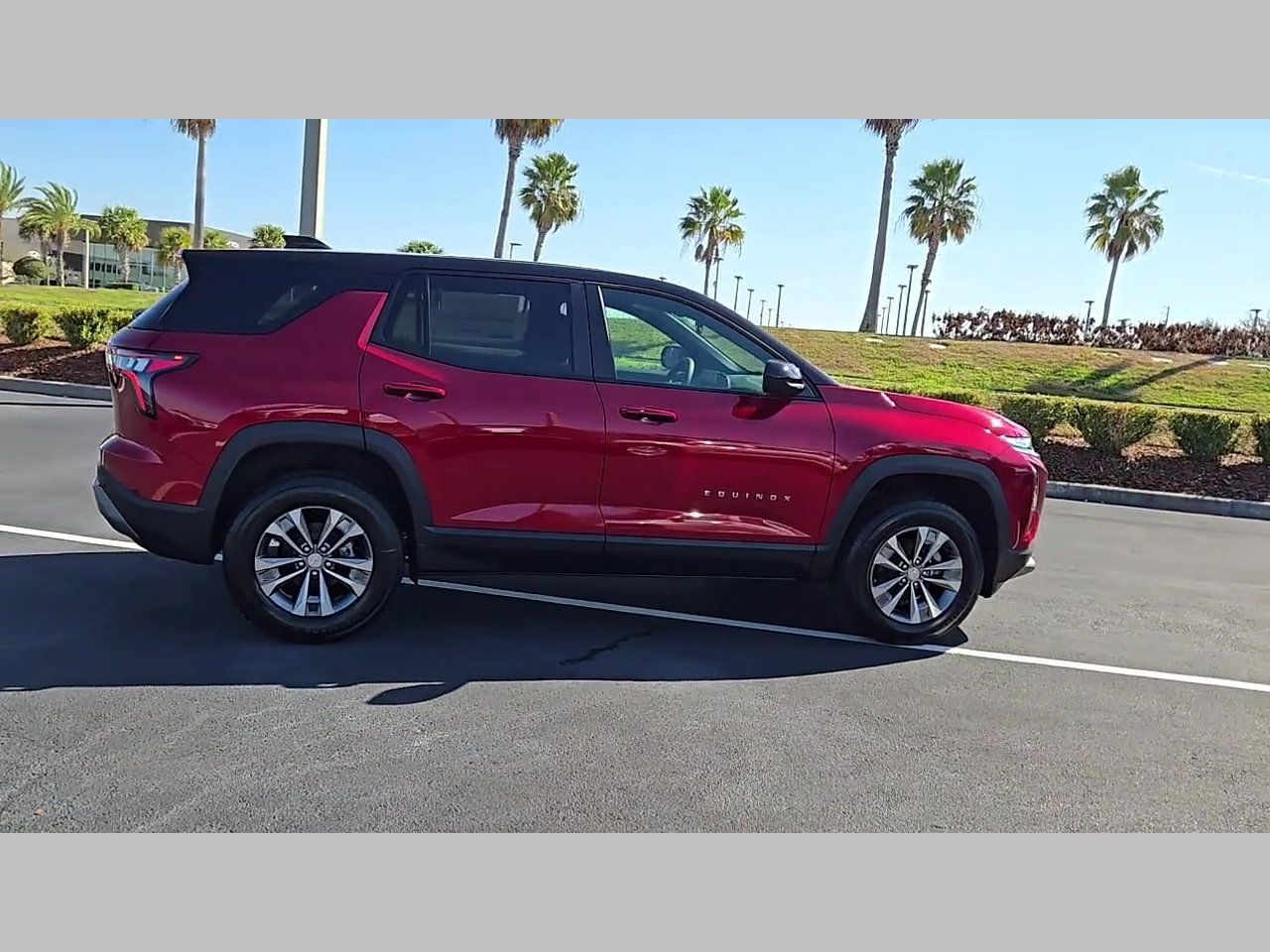 New 2026 Chevrolet Equinox LT w/ Convenience Package II image 21