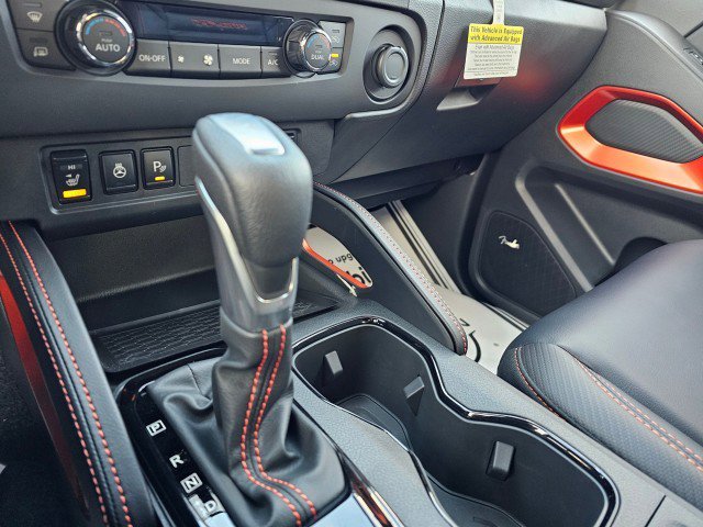 New 2025 Nissan Frontier PRO-4X w/ Pro Premium Package image 36