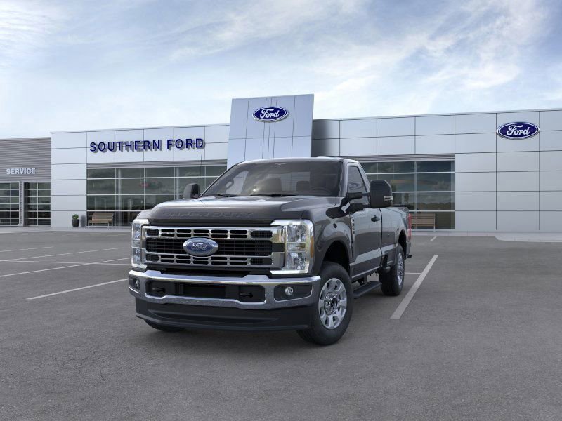 New 2025 Ford F350 XLT image 2