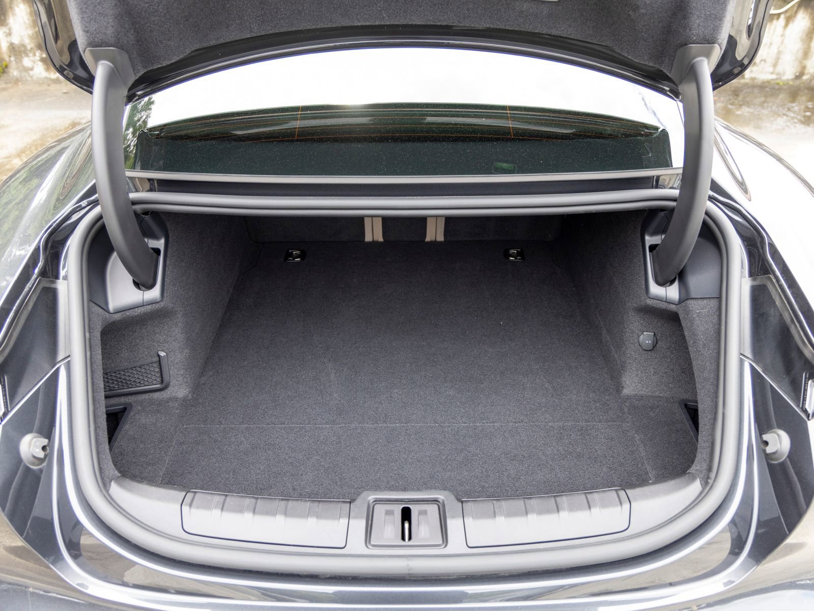 Certified 2023 Porsche Taycan image 48