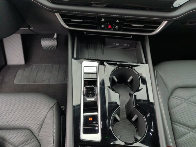 Used 2026 Volkswagen Atlas SE AWD/4WD image 17