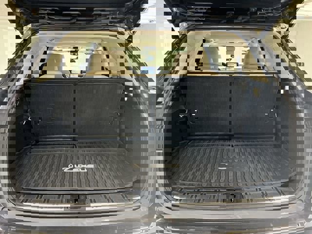 Used 2022 Lexus RX 450hL Luxury w/ Cold Area Package (CK) image 26