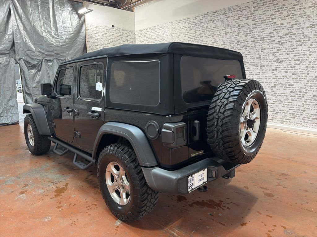 Used 2021 Jeep Wrangler Unlimited Sport AWD/4WD image 5