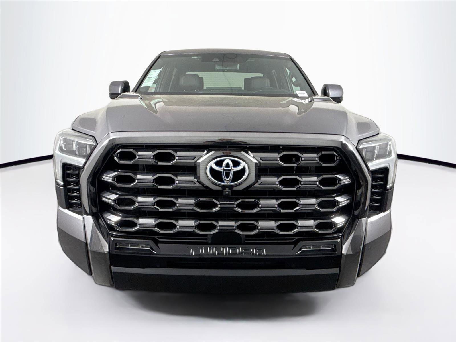 Used 2024 Toyota Tundra Platinum image 9
