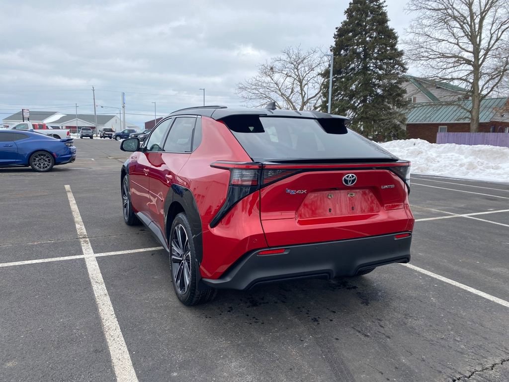 Used 2023 Toyota bZ4X Limited image 5