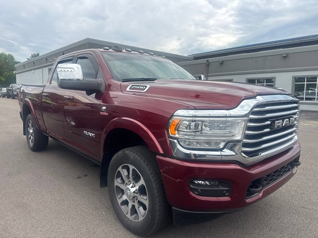 Used 2024 RAM 2500 Limited w/ Towing Technology Group AWD/4WD image 5