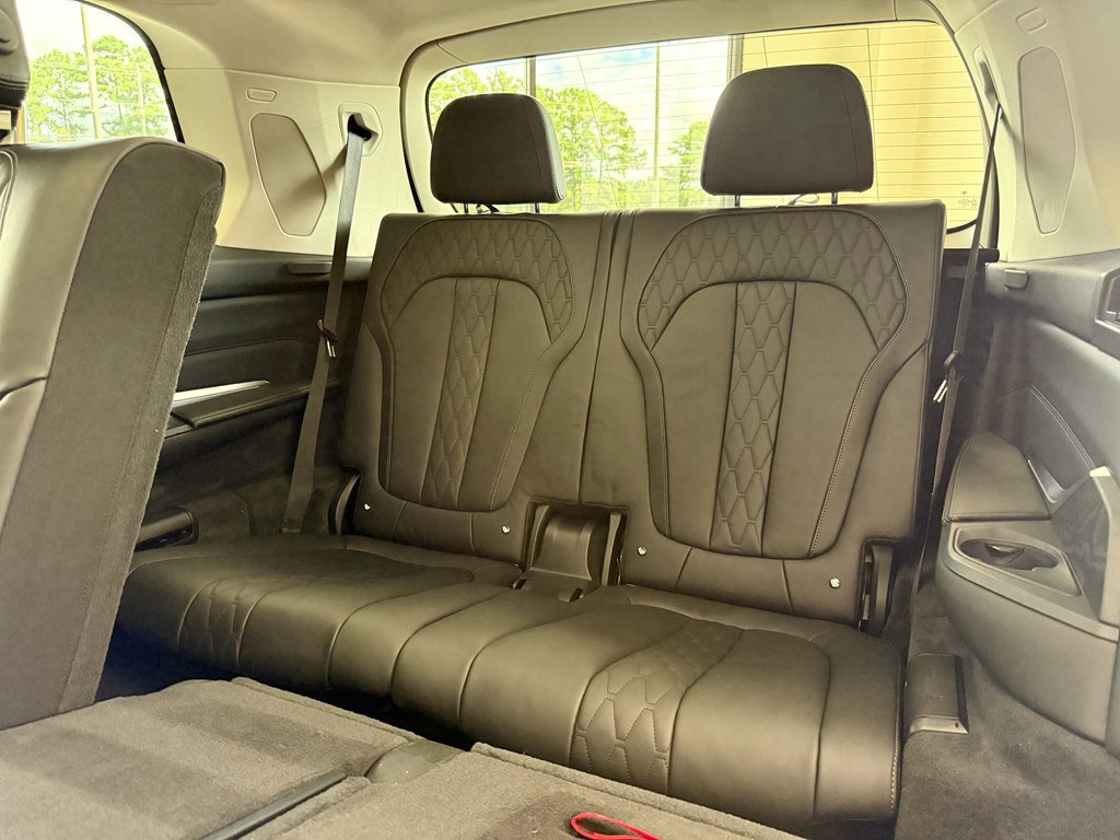 Used 2019 BMW X7 xDrive40i w/ Premium Package AWD/4WD image 18