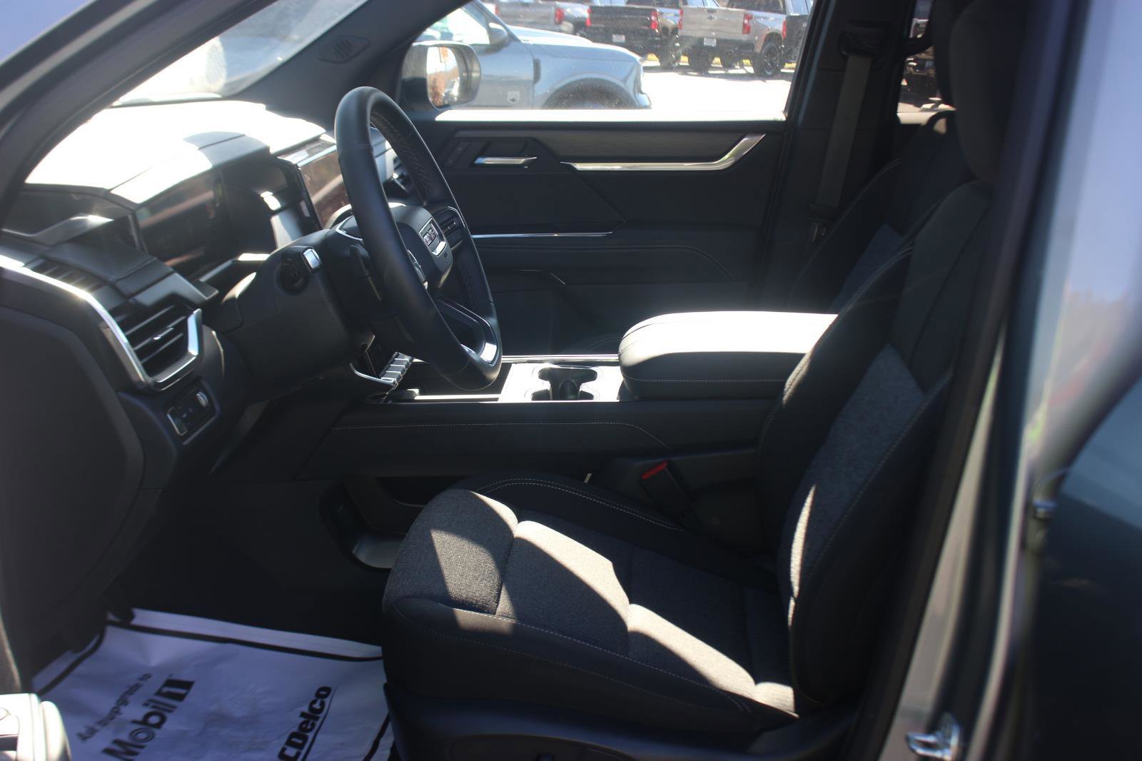 New 2025 GMC Acadia Elevation w/ Black Edition image 15