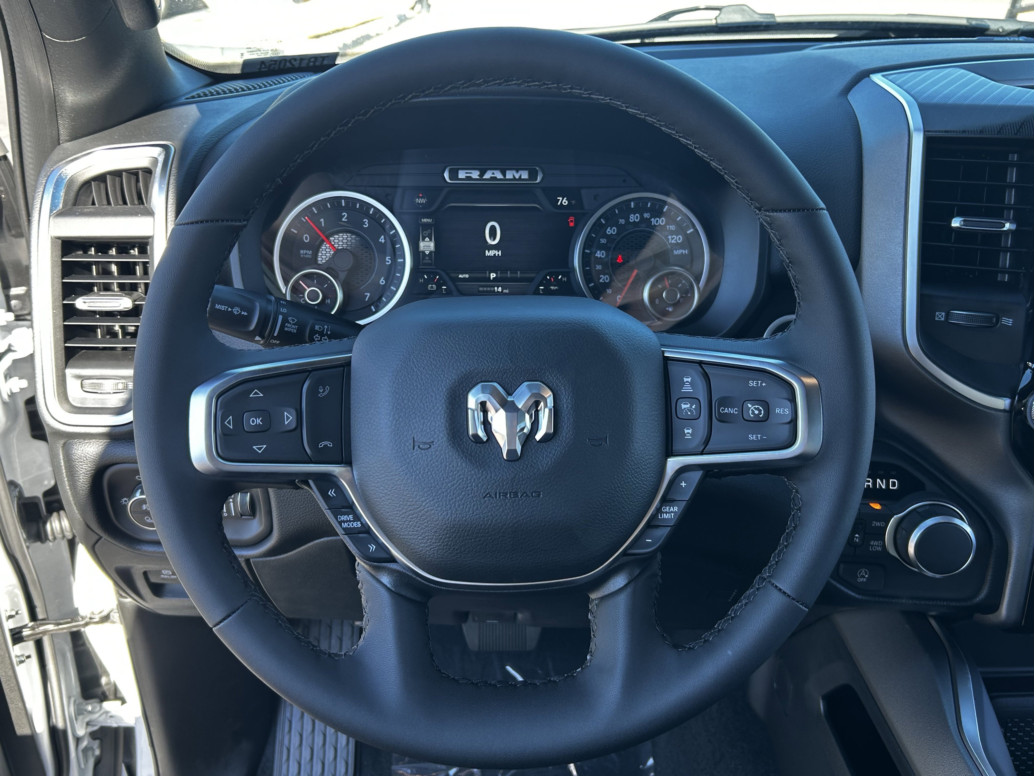 New 2026 RAM 1500 Big Horn AWD/4WD image 18
