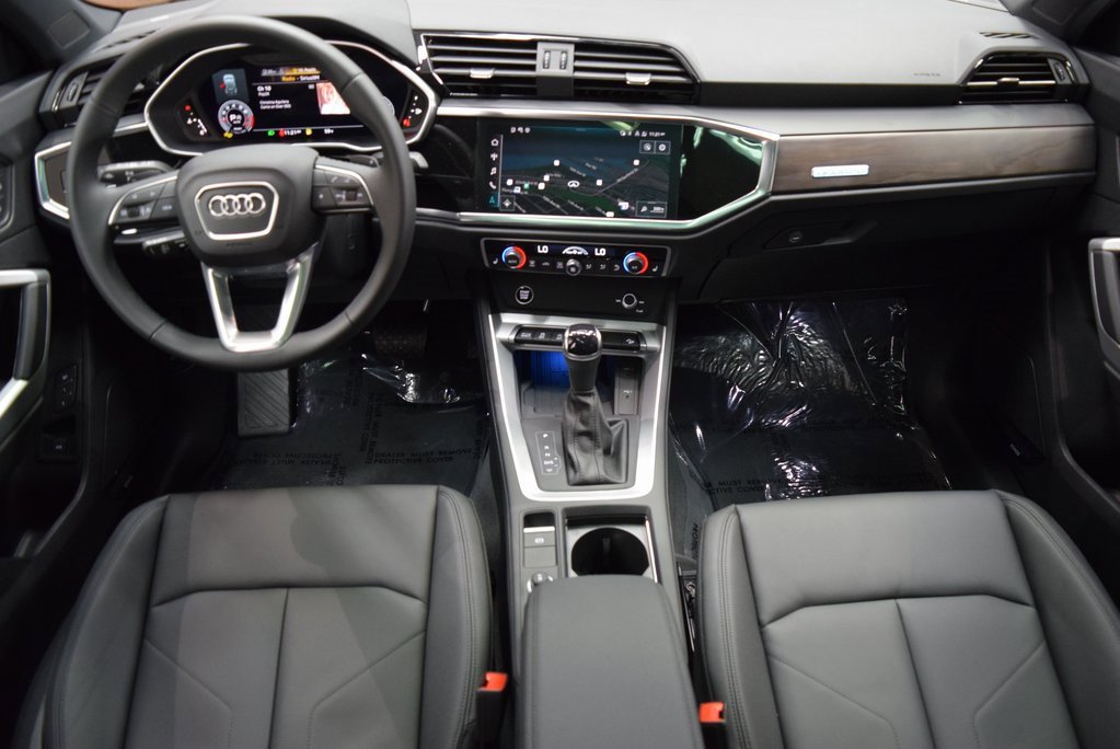 New 2025 Audi Q3 2.0T Premium Plus w/ Premium Plus Package image 8