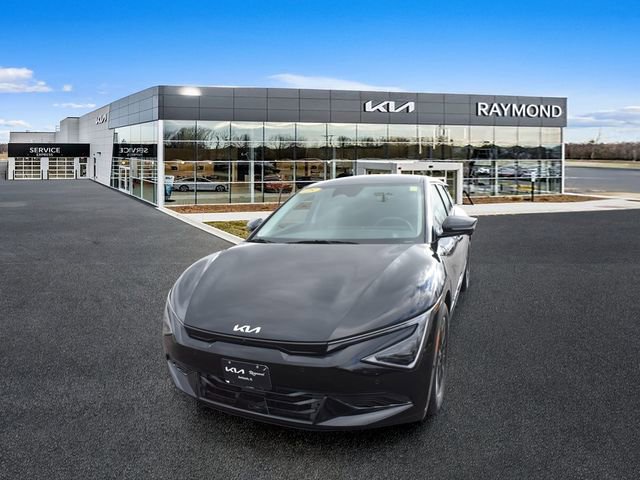 Certified 2025 Kia EV6 Wind RWD image 8
