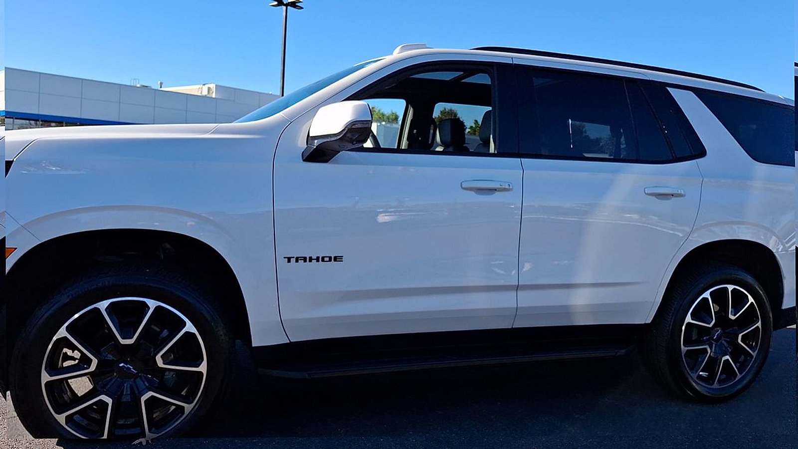 Certified 2025 Chevrolet Tahoe RST w/ Advanced Technology Package AWD/4WD image 3