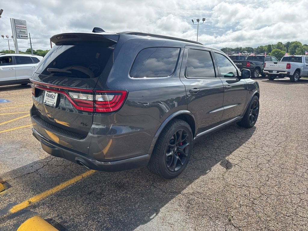 Used 2024 Dodge Durango R/T w/ Tow 'N Go Package AWD/4WD image 3