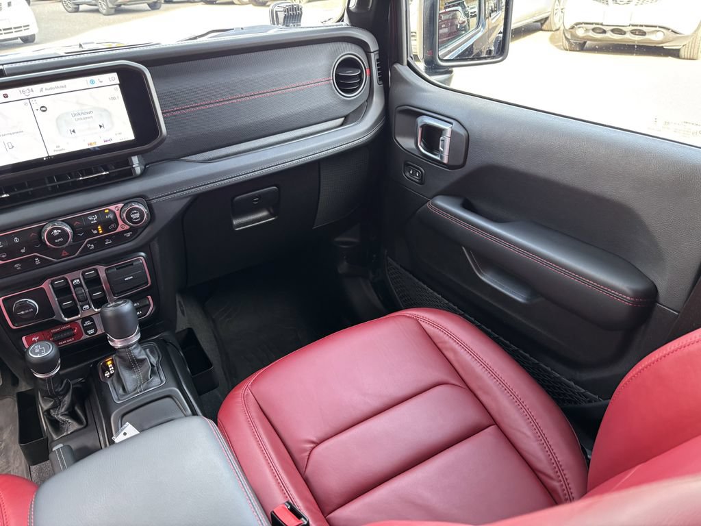 Used 2024 Jeep Wrangler Unlimited Rubicon 392 AWD/4WD image 22