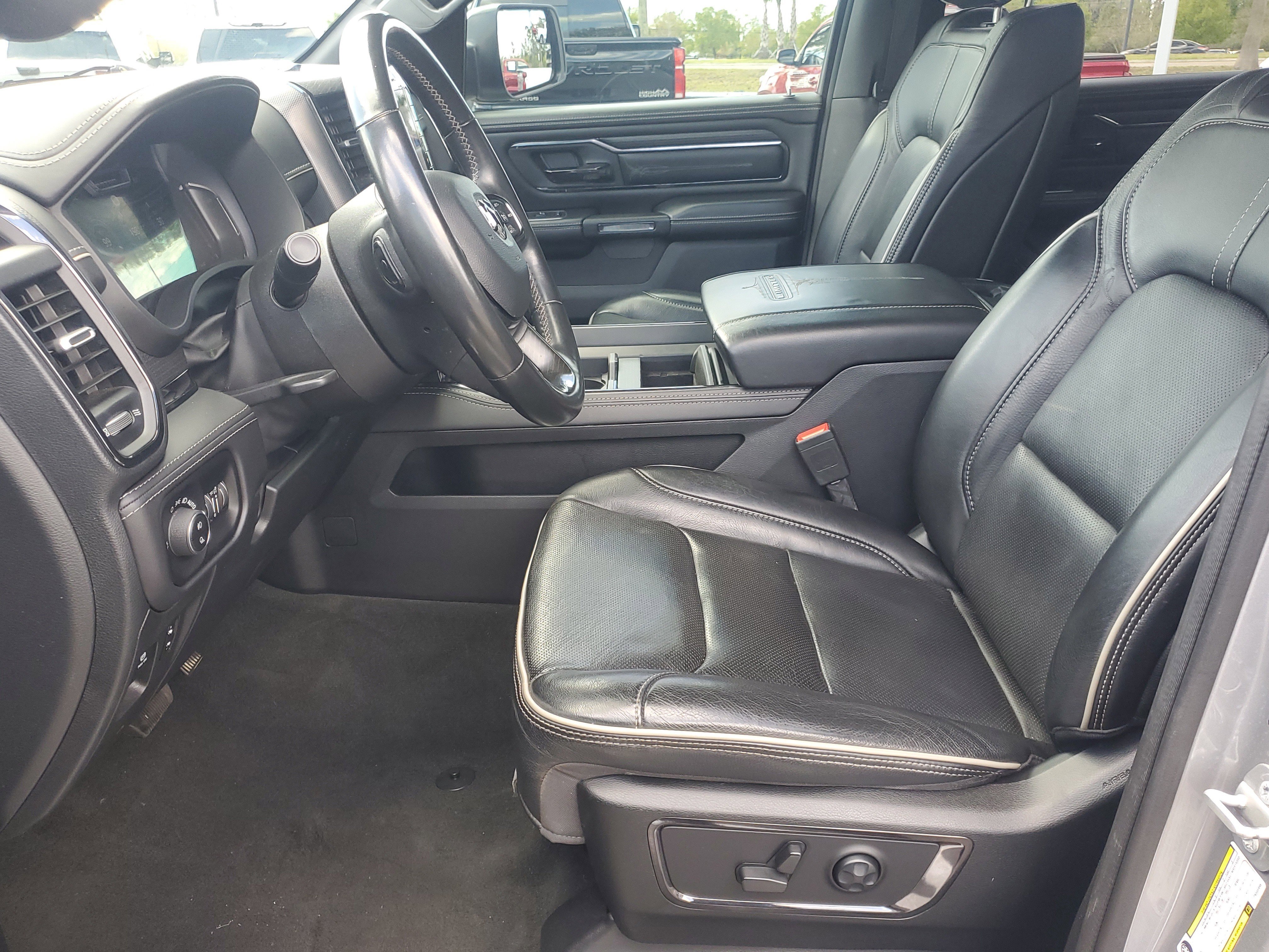 Used 2023 RAM 1500 Limited w/ Trailer Tow Group image 11