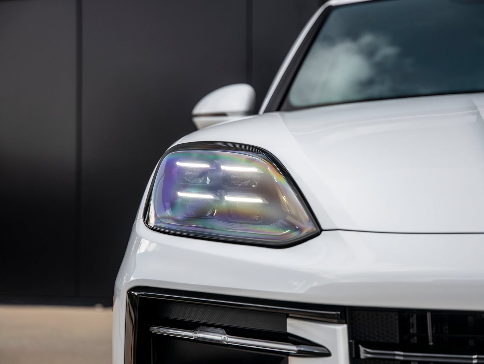 New 2026 Porsche Cayenne GTS AWD/4WD image 18