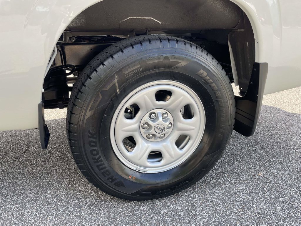 New 2027 Nissan Frontier S RWD image 7