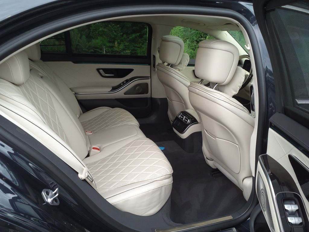 Used 2021 Mercedes-Benz S 580 4MATIC Sedan image 12