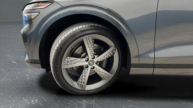 Used 2024 Genesis GV70 3.5T Sport w/ Sport Advanced Package image 29