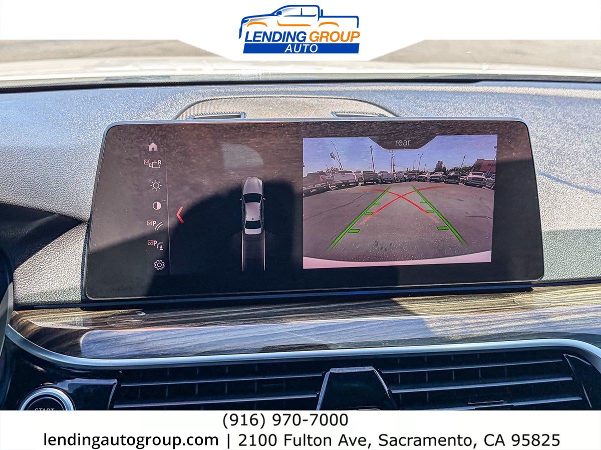 Used 2019 BMW 530i w/ Convenience Package RWD image 23