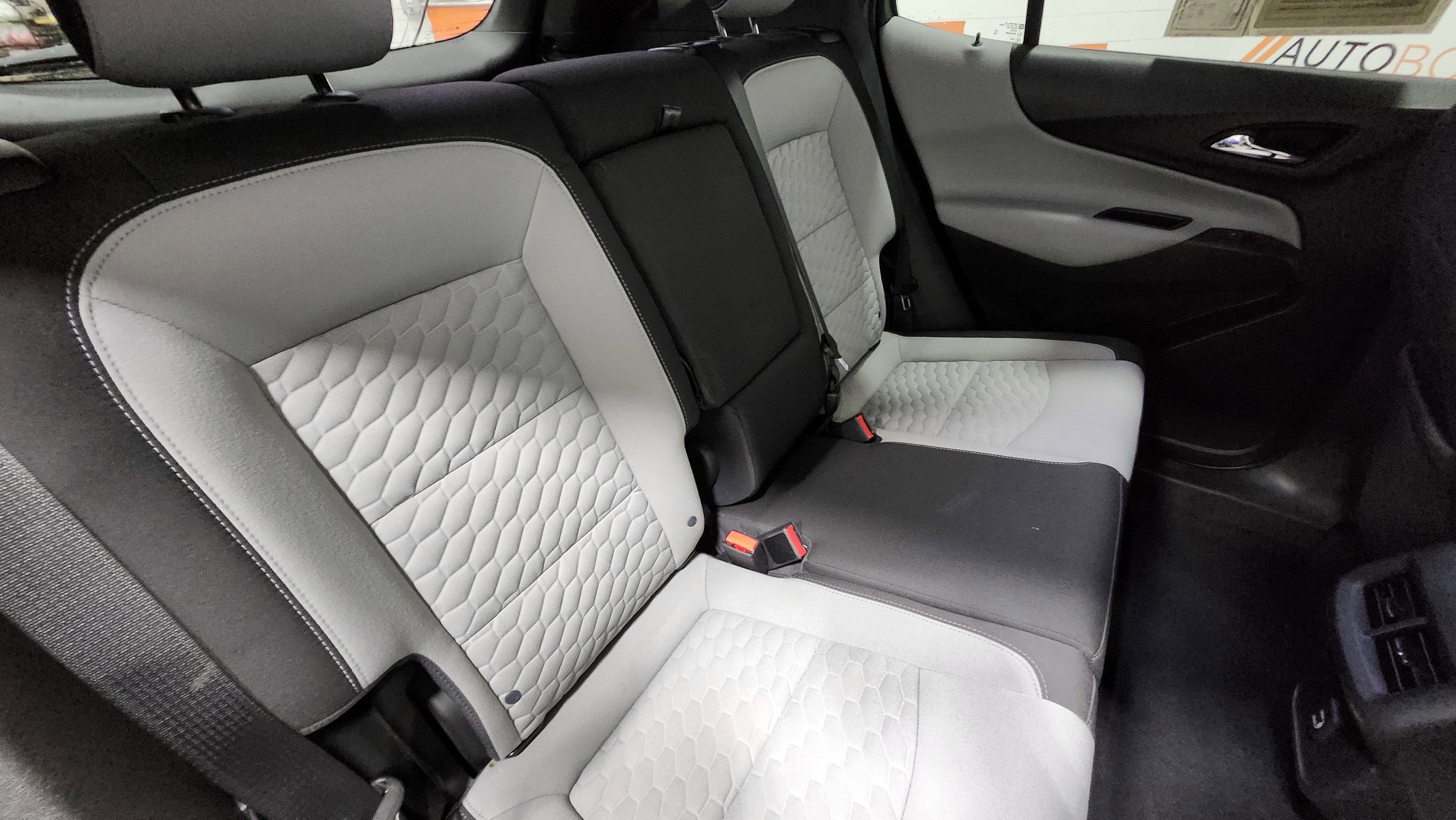 Used 2019 Chevrolet Equinox LS w/ LS Convenience Package image 19