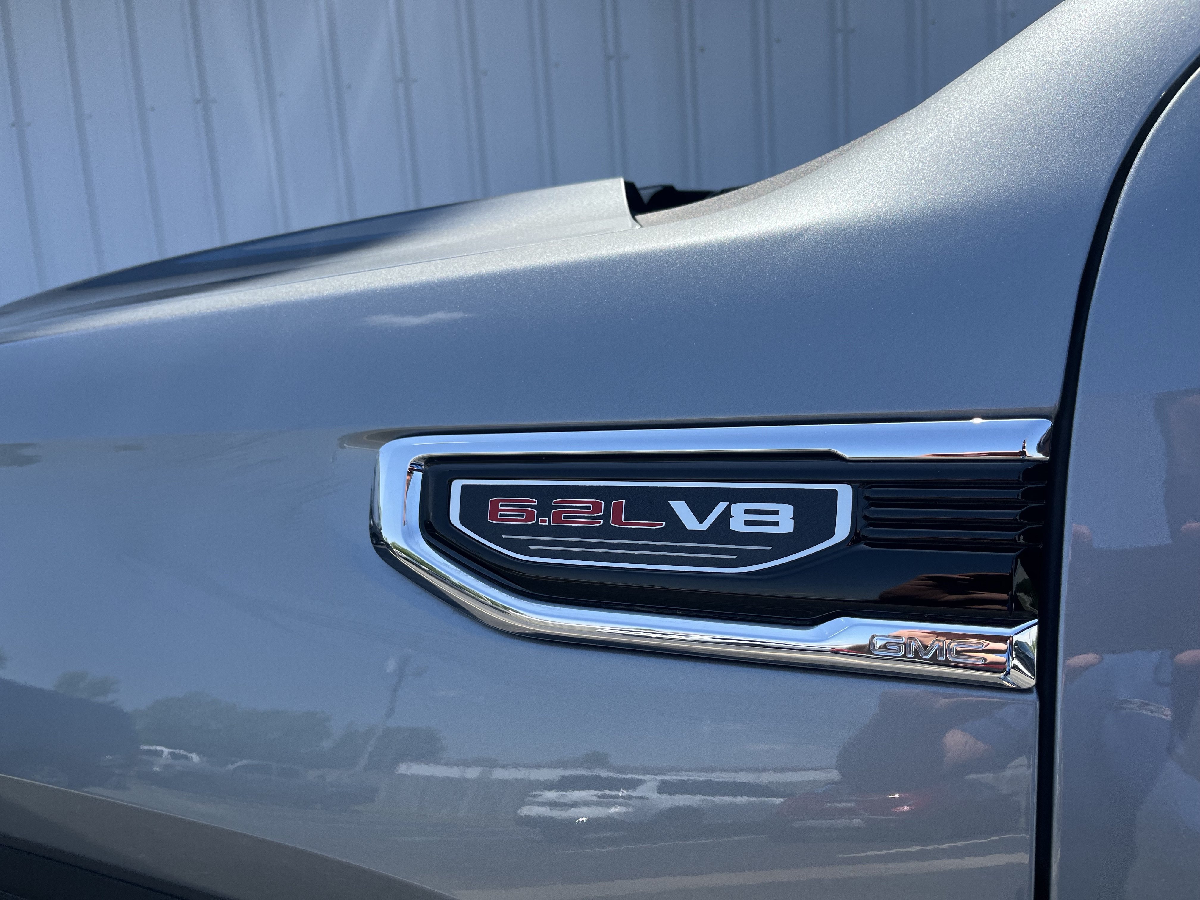 Used 2023 GMC Sierra 1500 Denali w/ Denali Reserve Package AWD/4WD image 3