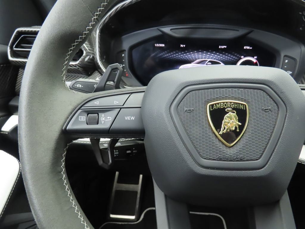 Used 2025 Lamborghini Urus SE image 11