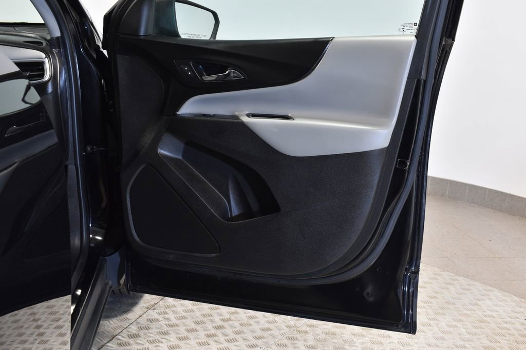 Used 2019 Chevrolet Equinox LS w/ LS Convenience Package image 33