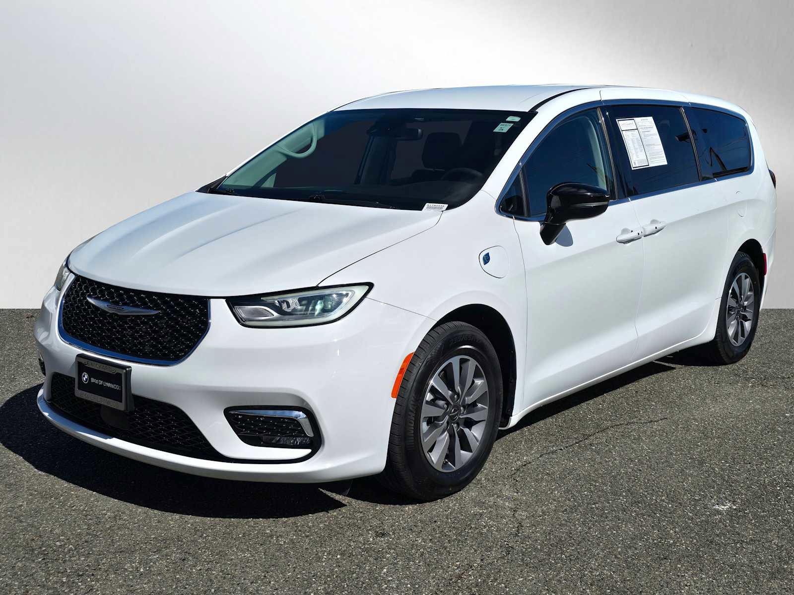 Used 2024 Chrysler Pacifica Select image 7