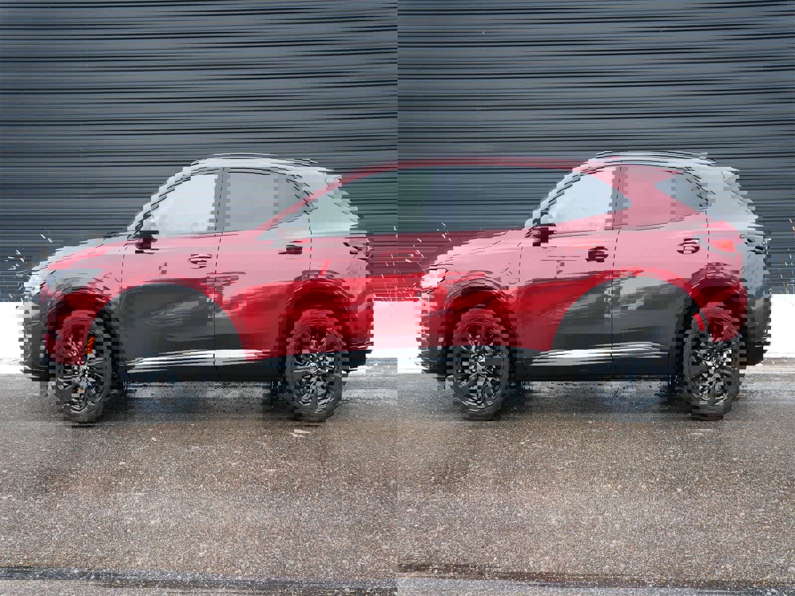 Used 2023 Buick Envision Essence w/ Sport Touring Package image 2