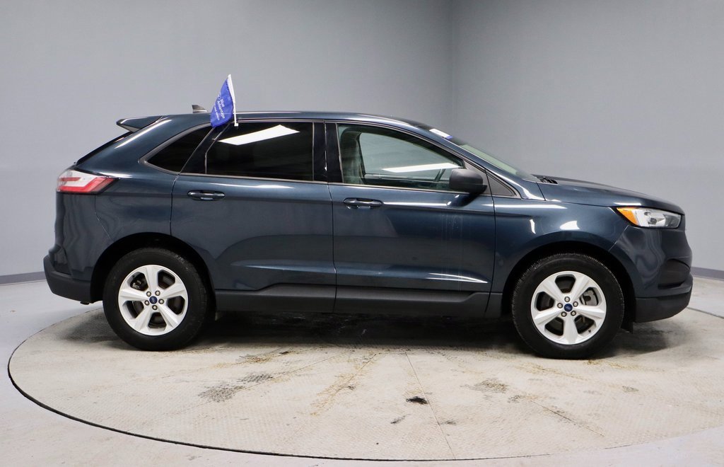 Certified 2022 Ford Edge SE image 6