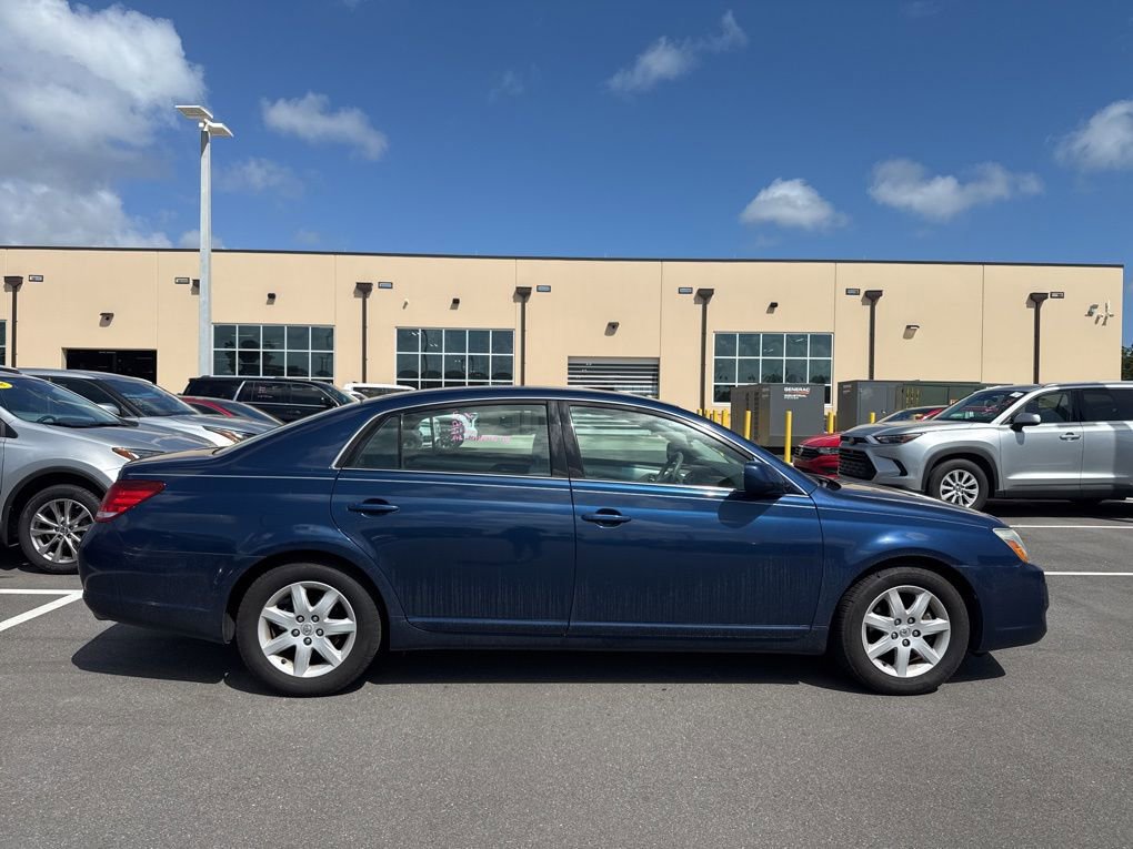 Used 2007 Toyota Avalon Limited image 2
