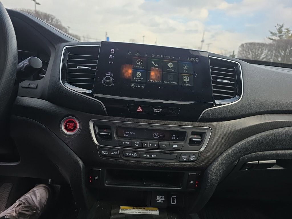 Certified 2023 Honda Passport TrailSport image 19