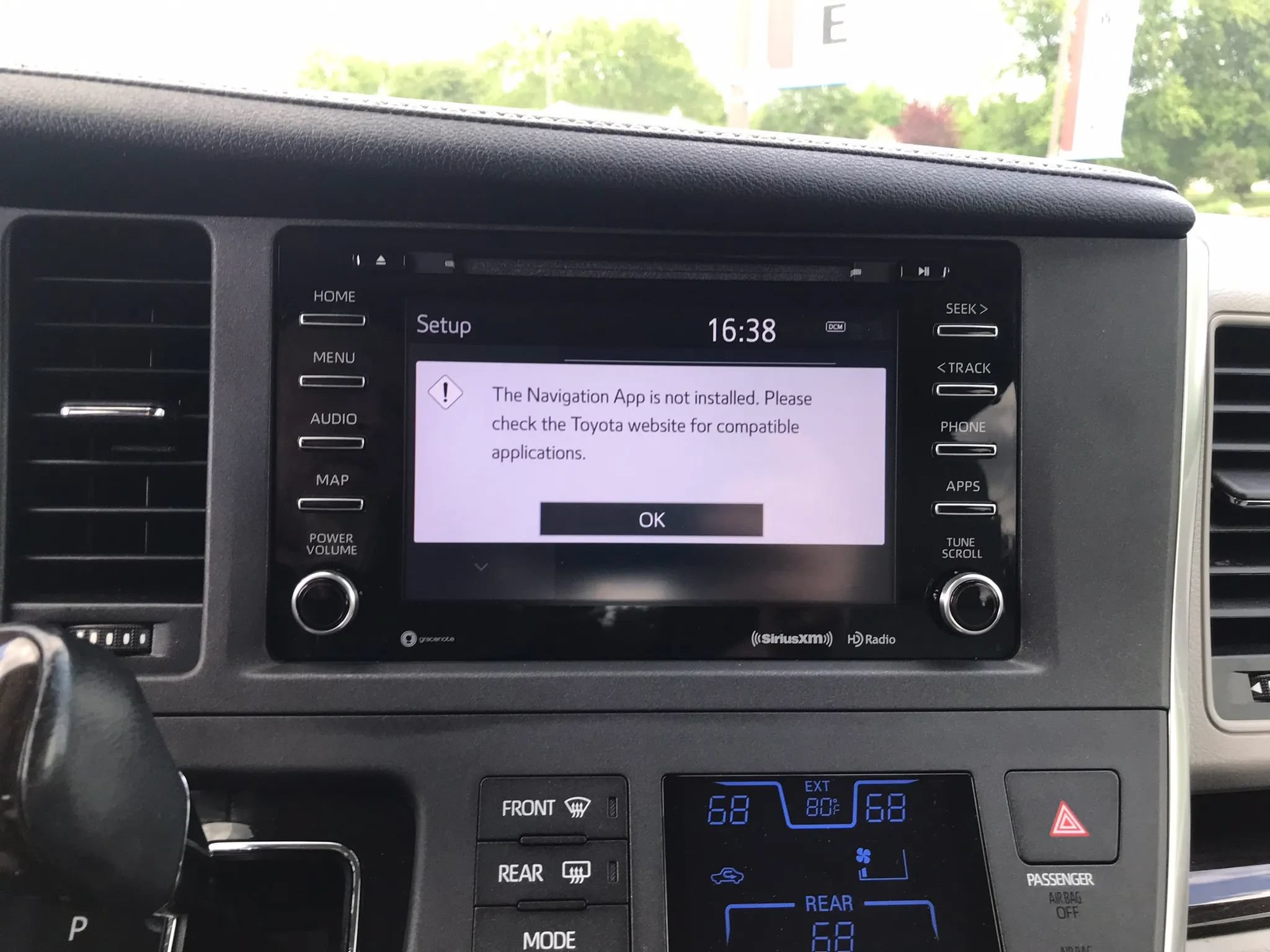 Used 2019 Toyota Sienna XLE AWD/4WD image 25