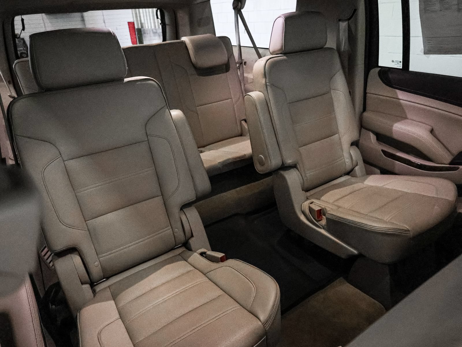 Used 2016 GMC Yukon XL Denali AWD/4WD image 25