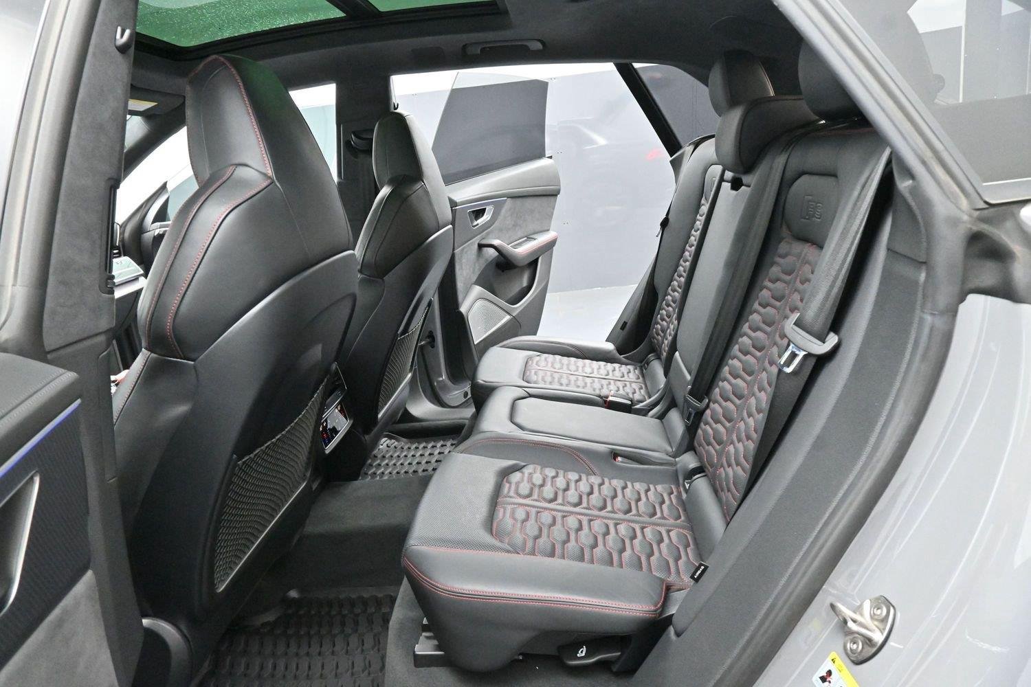 Used 2023 Audi RS Q8 w/ Executive Package AWD/4WD image 31