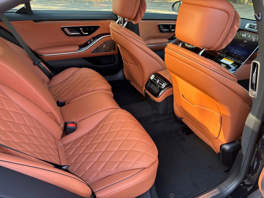 New 2026 Mercedes-Benz S 580 4MATIC Sedan image 16