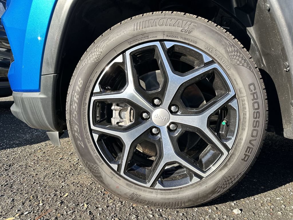 Used 2024 Jeep Compass Limited image 28