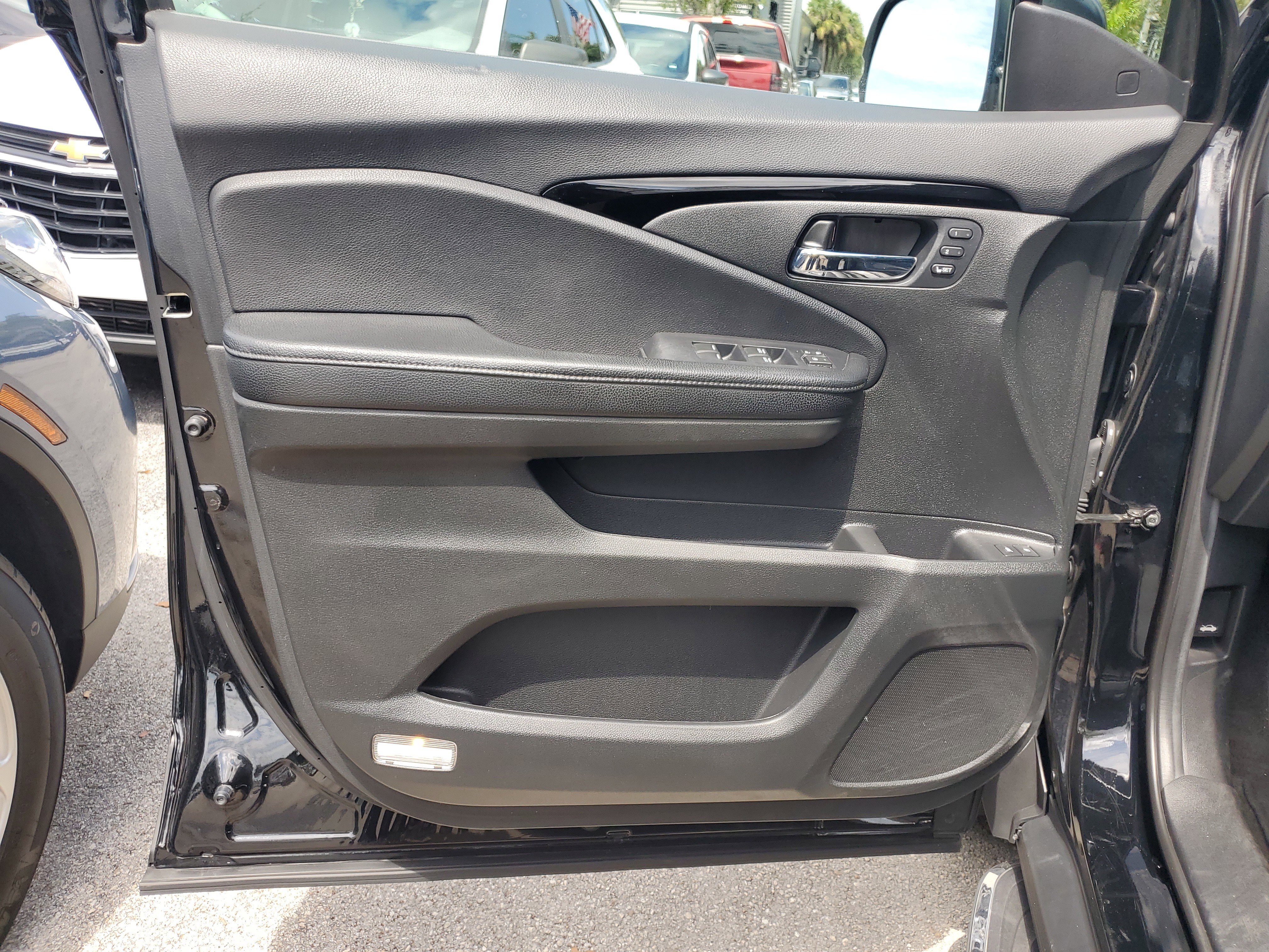 Used 2019 Honda Passport Touring image 16