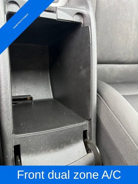 Used 2019 Chevrolet Malibu LT FWD image 23