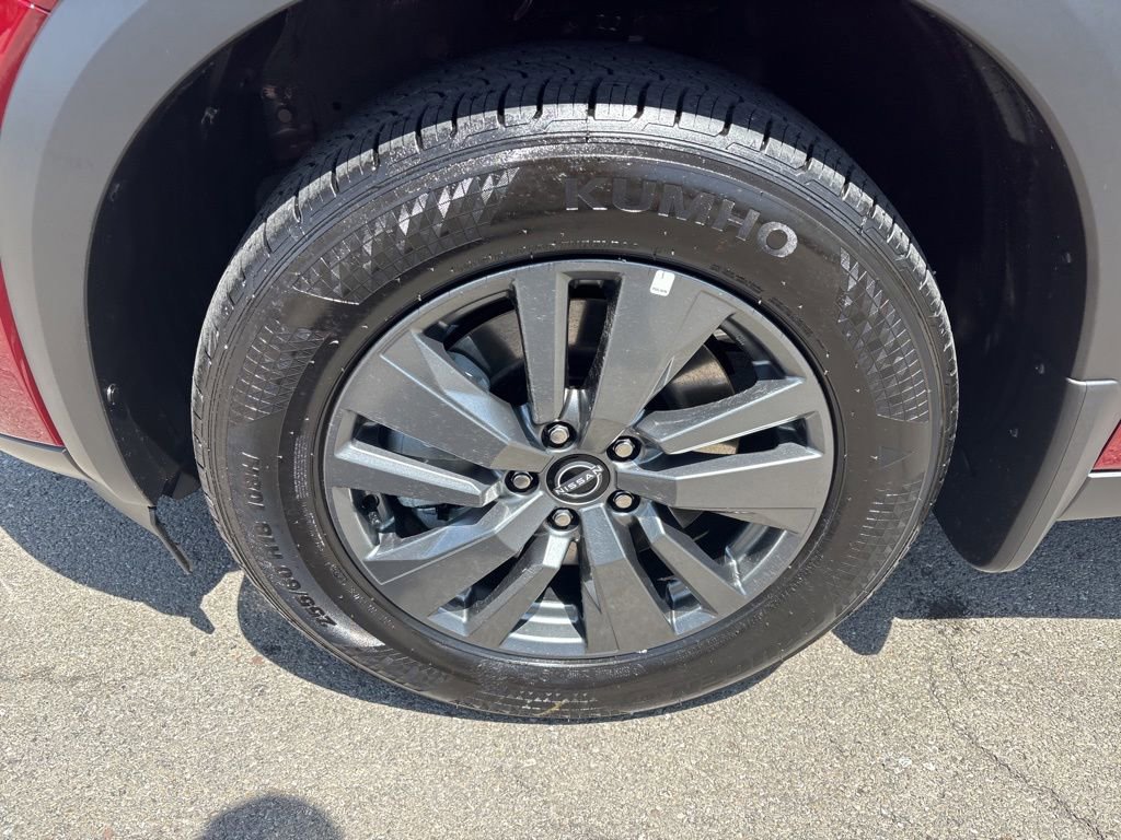 New 2026 Nissan Pathfinder SV w/ SV Premium Package AWD/4WD image 9