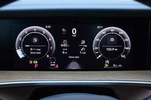 New 2026 Volkswagen Tiguan SEL R-Line AWD/4WD image 11