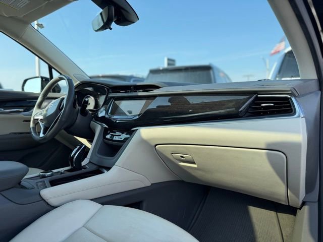 Used 2022 Cadillac XT6 Premium Luxury w/ Technology Package image 21