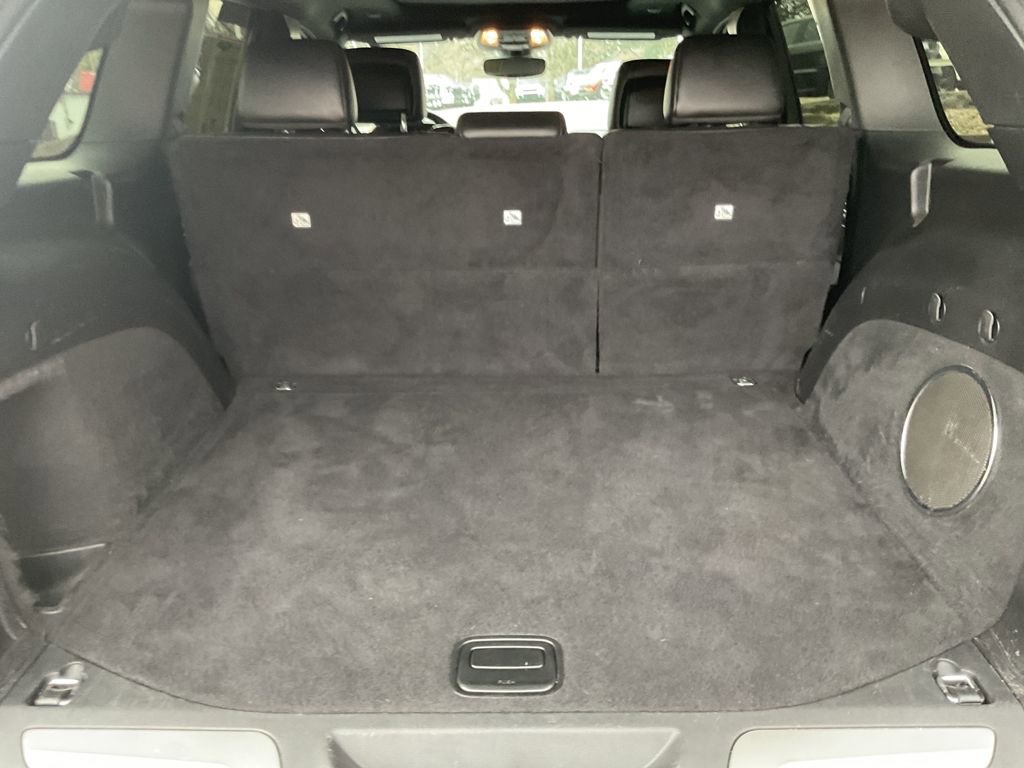 Used 2019 Jeep Grand Cherokee Limited w/ Luxury Group II image 23