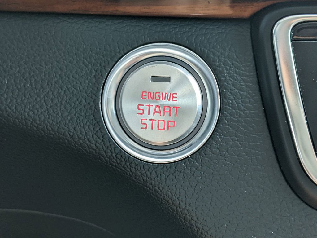 Used 2019 Kia Cadenza Technology image 28