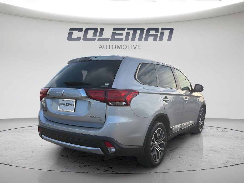 Used 2016 Mitsubishi Outlander SE AWD/4WD image 5