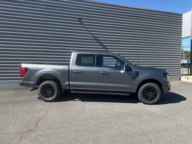 New 2025 Ford F150 XLT w/ Equipment Group 302A MID image 2