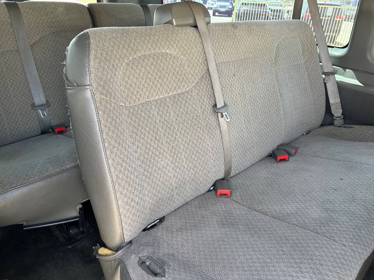Used 2019 Chevrolet Express 3500 LT w/ LT Preferred Equipment Group RWD image 16
